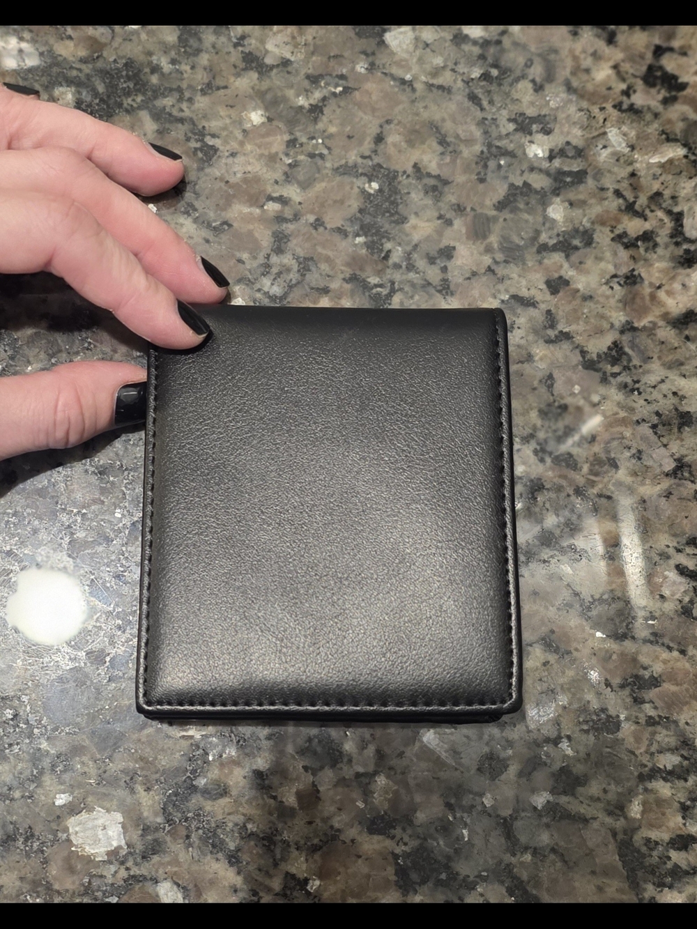 Classic Black Leather Men's Bifold Wallet